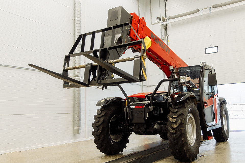 WEHEAVY Телескопический погрузчик WF4014